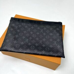 Authentic Louis Vuitton Gray Monogram Key & Card Holder